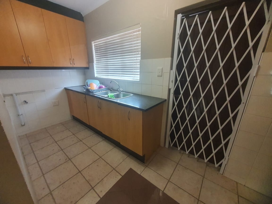 To Let 3 Bedroom Property for Rent in Beacon Bay Eastern Cape